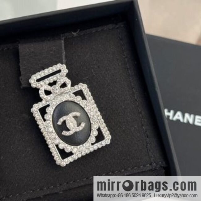 New ☑️ Chanel double c full diamond perfume bottle brooch