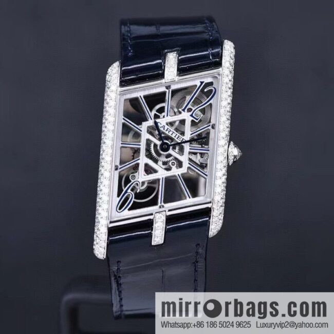 Cartier CARTIER tank hollow series HPI01370 X43 size 47 * 36 thick 7.82mm equipped with quartz movement watch imported from Switzerland