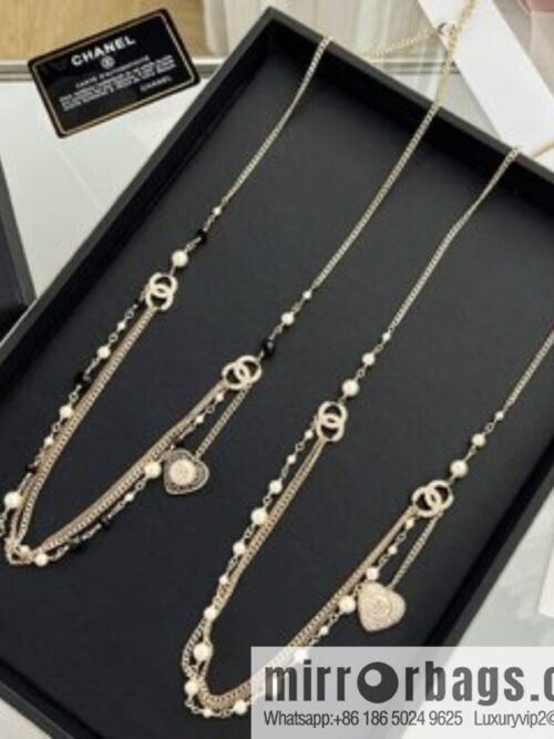 i1663833797_8336_1-800x800jj3kxgfunjy4111_20250715233054.jpg New ☑️ Chanel double c peach heart black and white diamond sweater chain necklace