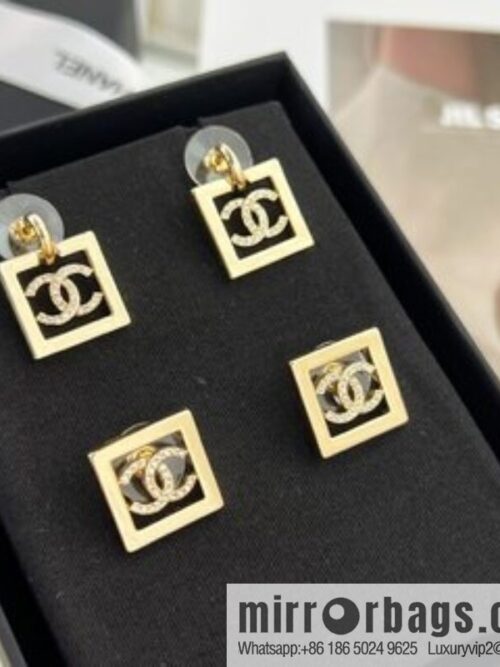 i1664334901_8507_1-800x8003c5402fnnpc4041_20250715233017.jpg New ☑️ Chanel double c square stud earrings