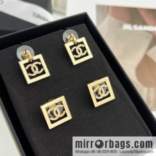 New ☑️ Chanel double c square stud earrings