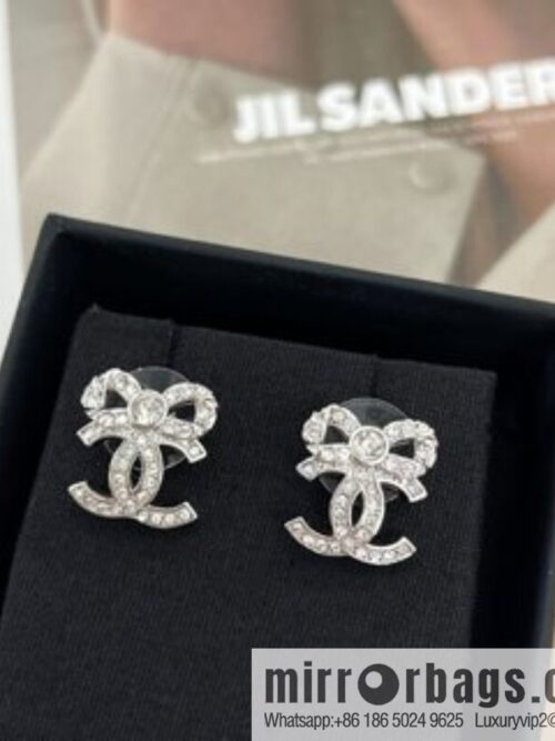 i1664336615_9604_2-800x800svdmlysshkg4019_20250715233001.jpg New ☑️ Chanel double c full diamond bow stud earrings