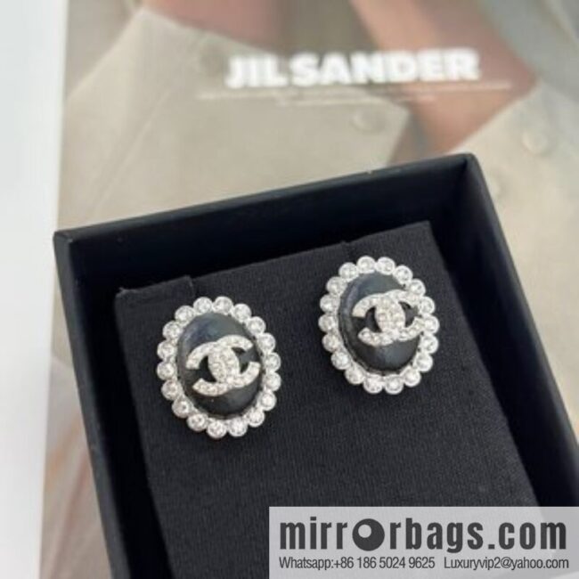 New ☑️ Chanel double c oval stud earrings