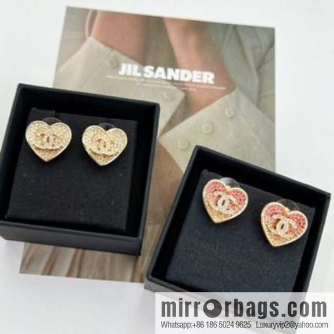 New ☑️ Chanel c1 double c peach heart love stud earrings
