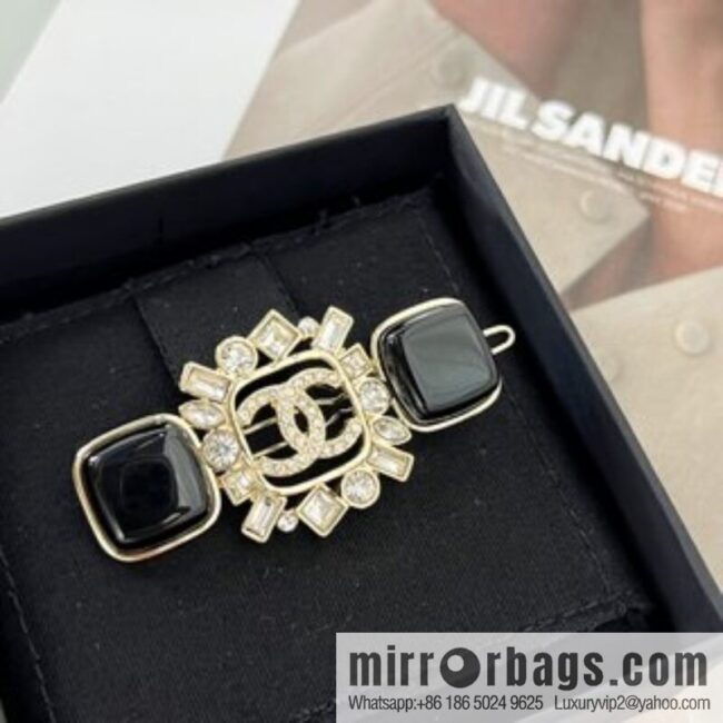New ☑️ Chanel Double C Full Diamond Hairpin