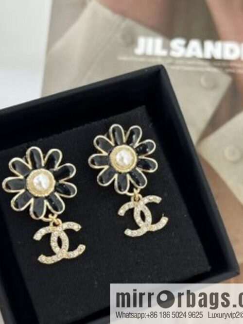 i1665154064_4195_2-800x8000xildayk4pf1043_20250715230228.jpg New ☑️ Chanel double c flower stud earrings