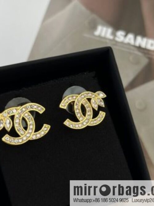 i1665234879_2667_3-800x800z5hzixhyv0z953_20250715230137.jpg New ☑️ Chanel gold double c wheat stud earrings