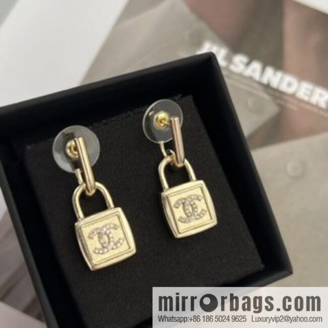 New ☑️ Chanel gold double c lock stud earrings