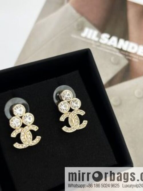i1665235674_1964_0-800x800lkvwxqnee14921_20250715230119.jpg New ☑️ Chanel double c three-diamond stud earrings