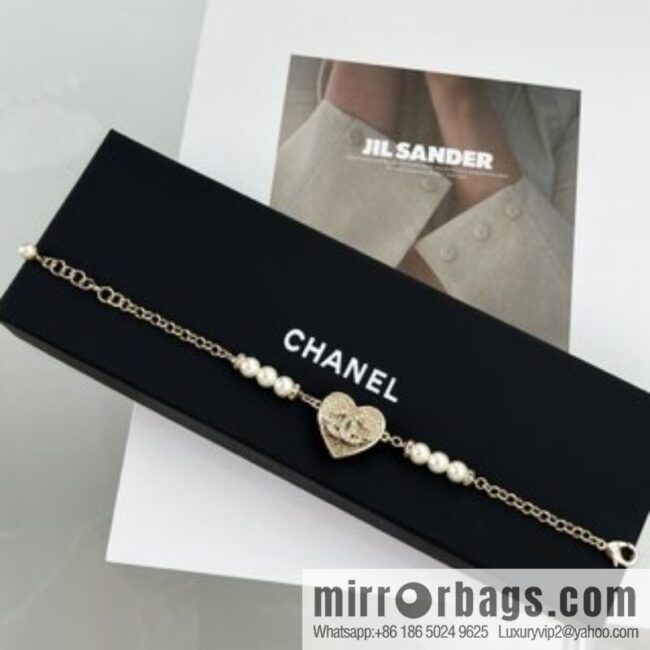 New ☑️ Chanel double c peach heart love full diamond pearl bracelet