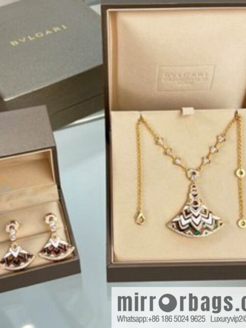 i1665398439_9309_1-800x80011y5x4wnrmh784_20250715230002.jpg BVLGARI Bulgari new SERPENTI series colorful fan necklace