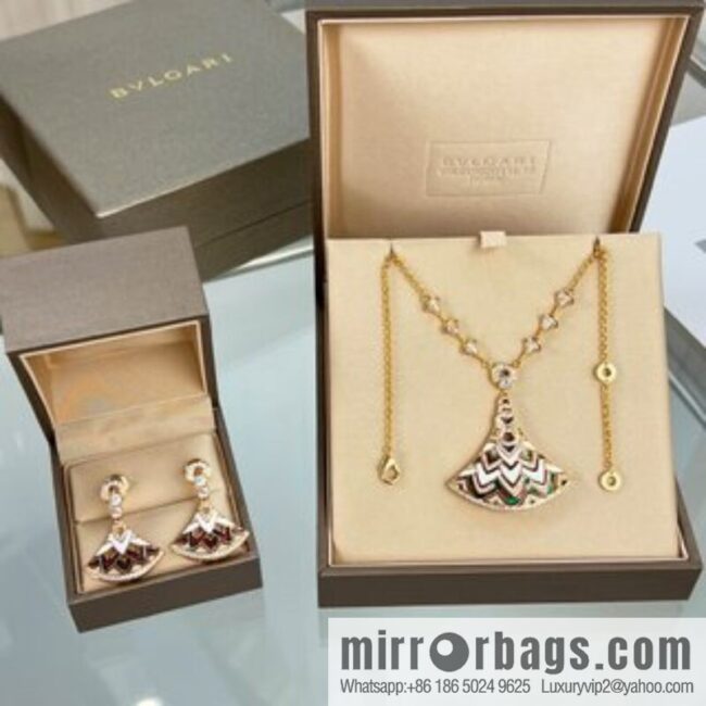 i1665398439_9309_1-800x80011y5x4wnrmh784_20250715230002.jpg BVLGARI Bulgari new SERPENTI series colorful fan necklace