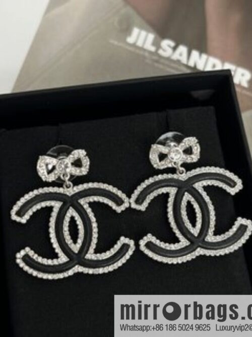 i1665580550_9813_6-800x800ure3xoalzu5694_20250715225912.jpg New ☑️ Chanel c2 double c bow stud earrings