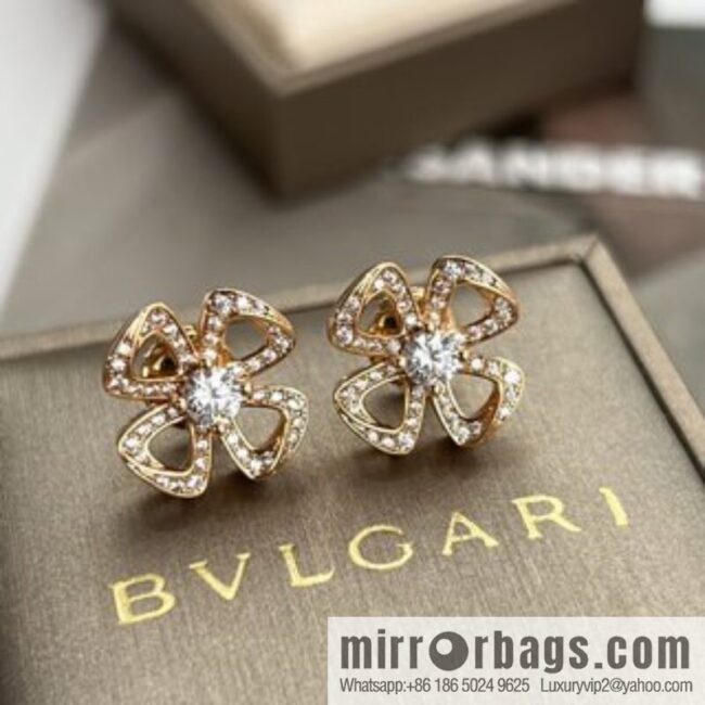 BVLGARI Bulgari series, four-leaf clover stud earrings