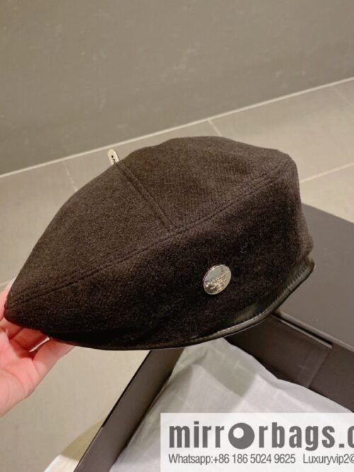 PRADA Prada 2022 autumn and winter new wool beret