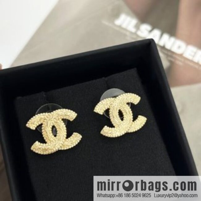 New ☑️ Chanel double c stud earrings