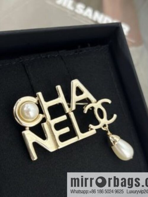 i1665990531_9370_0-800x800qxg4zyncjvo289_20250715222704.jpg New ☑️ Chanel double c gold letter pearl brooch