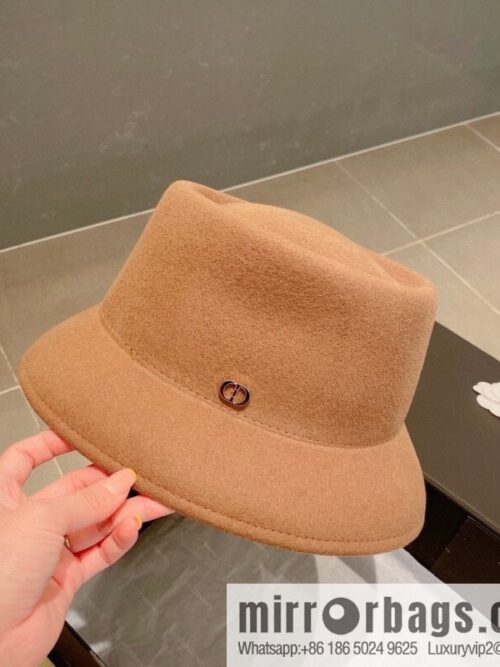 Dior Dior 2022 autumn and winter new woolen basin hat