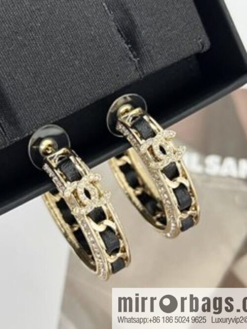 i1666264750_7029_2-800x800ycunveyoxp2100_20250715222522.jpg New ☑️ Chanel double c black leather rope stud earrings