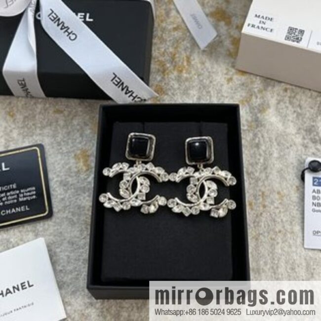 New ☑️ Chanel c2 double c black square stud earrings