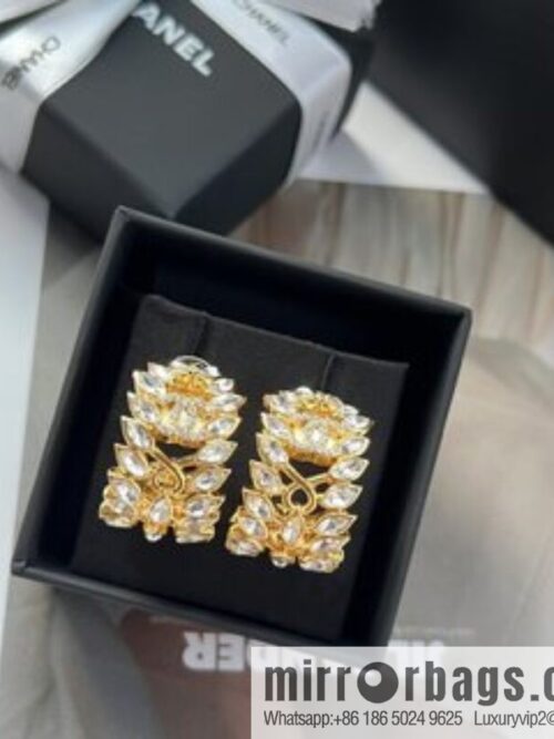i1666879651_9348_2-800x800vzblnrcejrk206169_20250709072112.jpg New ☑️ Chanel c1 double c wheat stud earrings
