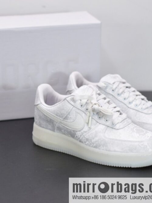 o_1dsh3613v18fpfin1kr814dc3k556-800x8005mqhamvm5tv72094_20250719062418.jpg Clot x Nike Air Force 1 Premium AF1 pure white silk joint name Unisex same sneakers AO9286-100