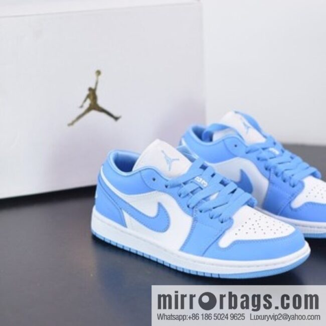 D09D3 Verified AJ1 LOW North Carolina Blue Low Top Unisex Casual Sneakers AO9944-441