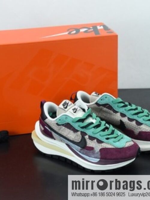 Sacai x Nike VaporWaffle \"Grey/Black/Blue/Red\" Improved marathon deconstruction design avant-garde deformation triple bottom casual jogging shoes, item number: CV1363-100