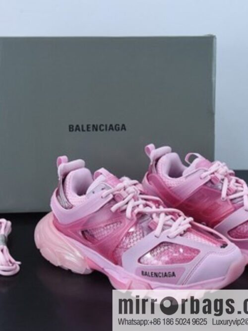 Balenciaga Balenciaga 3.0 High Top Daddy Shoes 647741W3BM45000