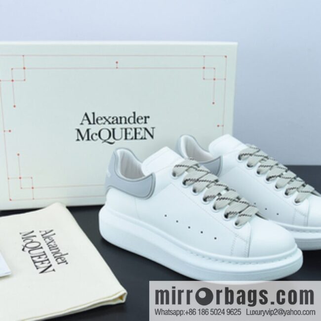 Alexander McQueen/Alexander McQueen, muffin shoes platform heightening white shoes G07H5