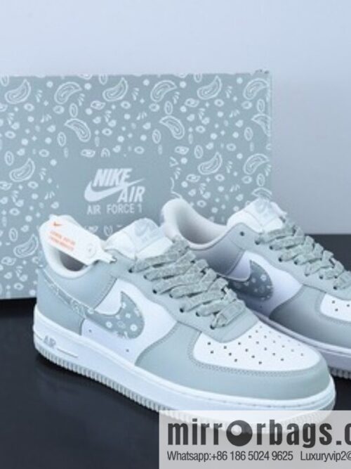 o_1g8q54fc7p0k8j4164gr741sla1k0-800x800irnd3ez4di374568_20250719065418.jpg Nike Air Force 1 Low \'07 gray and white cashew flower color scheme Air Force One low help item number: XM6321-736