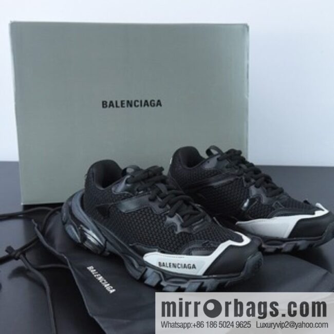 H00G6 pure original purchasing version Balenciaga Balenciaga 3.0 dad shoes, black and white, item number: 700875W3RF19169