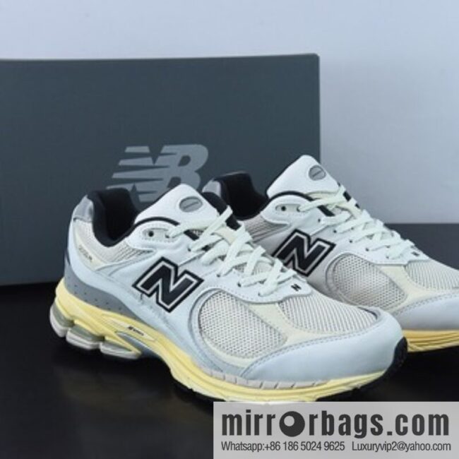 This is neverthat x New Balance ML2002RT joint Vintage casual running shoes