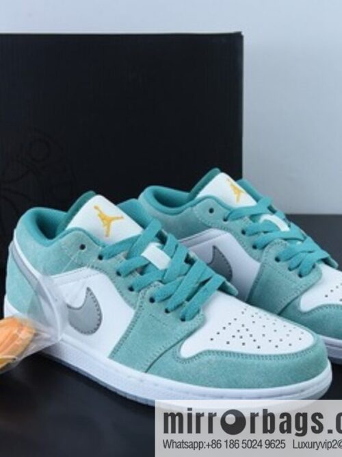 o_1gba1n7pp1ci01o1sm2s1q4715u6cj-800x800pq4hqx52gin67438_20250719021951.jpg Air Jordan 1 Low \"New Emerald\" AJ1 Jordan Generation Low Top Classic Vintage Cultural Leisure Sports Basketball Shoes Item Number DN3705-301