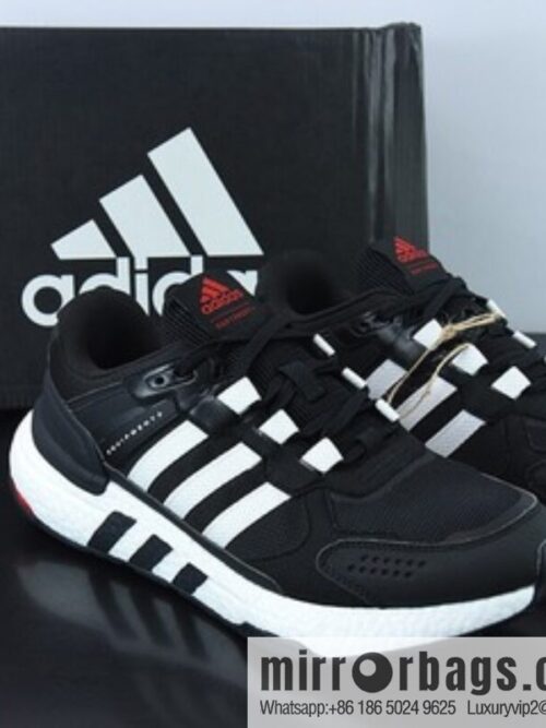 o_1gbpbqacu1m3e1jed1d4j4nt502t-800x800vvx0umcstcl65445_20250719015339.jpg AD Equipment + Comfortable and durable running shoes, white, black and red, synchronized at the counter, the first real shot item number: GX6630