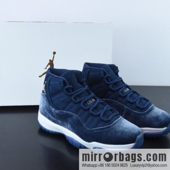 Air Jordan 11 Velvet \"Midnight Navy\" AJ11 Joe 11 corduroy midnight blue high-top Unisex The same basketball shoe, item number AR0715-441
