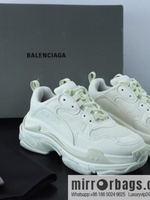 o_1gbpe78dua436921ph91bv1k5b74-800x800hmsozdcnims65302_20250719015220.jpg Balenciaga Triple S Daddy Shoes, Balenciaga sneakers Balenciaga luminous