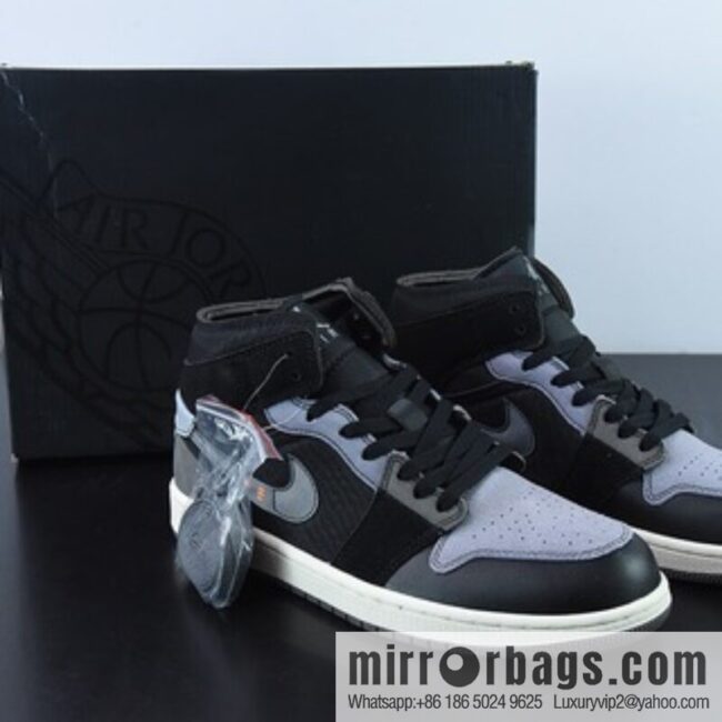 Air Jordan 1 Mid \"Inside Out\" The whole is dark blue as the main color, inverted black and gray, item number: DM9652-001