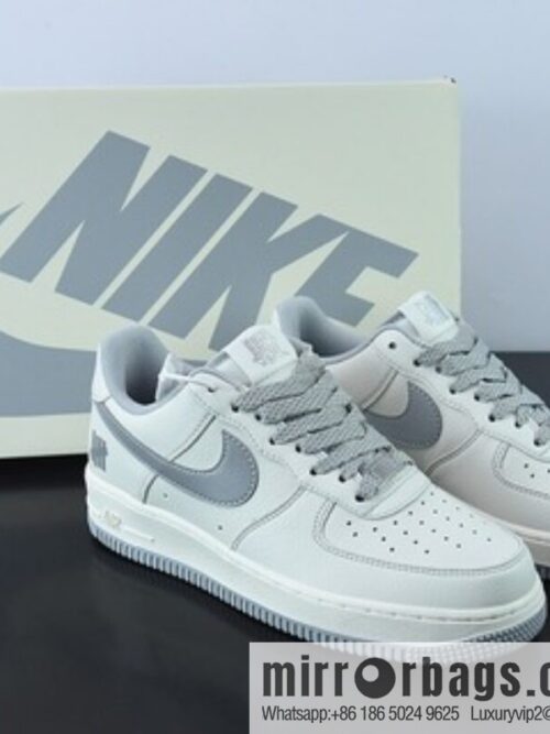 o_1gc8u2vj115df1mo815l1147bfdkt-800x800h4eyhjrgvol64785_20250719014729.jpg Undefeated x NK Air Force 1 Low Silver Air Force One Item Number: UN6695-288