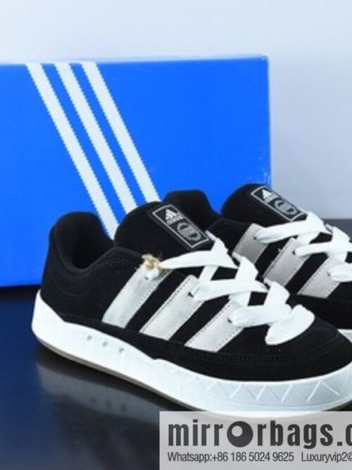 o_1gclrnc621ci9hee1romgpq1jp422b-800x800q5nxnb4dfl164521_20250719014502.jpg Atmos x Adidas Adimatic Low Matic Series Low Top Vintage Shark Bread Leisure Sports Leisure Skateboard Shoes Item Number: GY5274