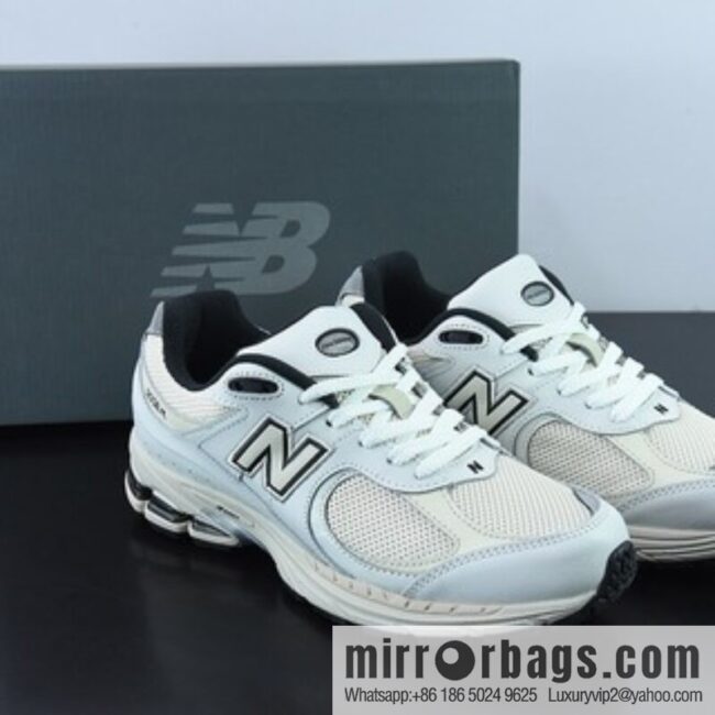 New Balance ML2002 Series Vintage Daddy Style Unisex Casual Shoes Couple Versatile Jogging Shoes Sports Men\'s Shoes Women\'s Shoes ML2002RQ