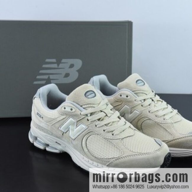 New Balance ML2002 Series Vintage Daddy Style Unisex Casual Shoes Couple Versatile Jogging Shoes Sports Men\'s Shoes ML2002RE