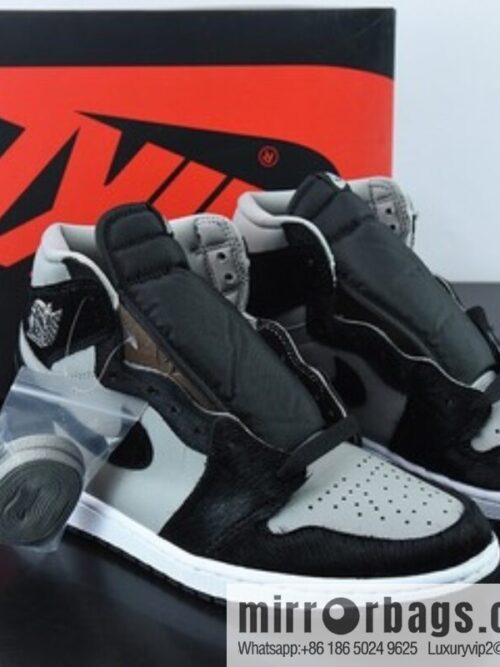 o_1gdi4gs92feupam1mjm17qkp1t-800x800gmeihnlgd1e60715_20250719005354.jpg Air Jordan 1 Retro \"Twist 2.0\" High Help, Horse Hair Panda 2.0 Official Item Number: DZ2523 001