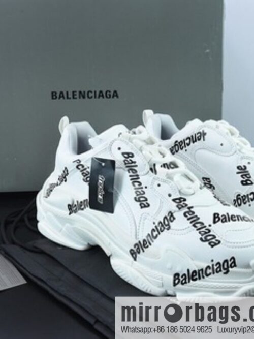 o_1gdna61jjbi6gvtlifdo216f2hd-800x8004dtgaxpbj1j60495_20250719005143.jpg Balenciaga/Balenciaga Balenciaga generation dad shoes bullet comment white and black letters, item number: 536737W2FAB9010