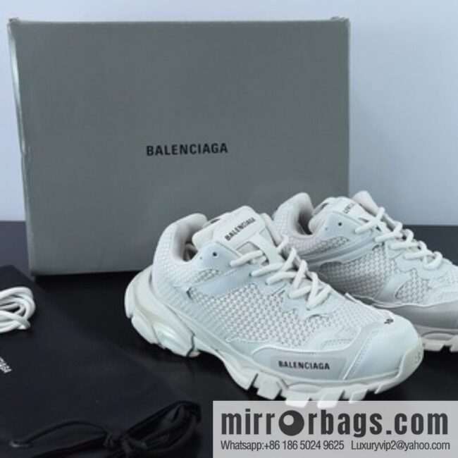 Balenciaga BALENCIAGA Track Trainers 3.0 generation simple version series low-top Vintage wild running dad style versatile leisure sports jogging shoes \"mesh white gray black LOGO\" 700873 W5RF8 2100