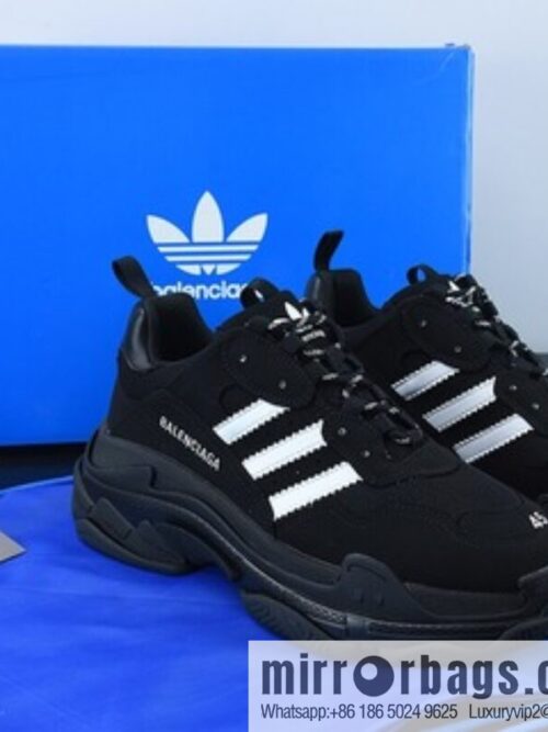 o_1gfaoi8naal718vb1hd1i4b180q7t-800x800ua4lvikcail57614_20250719001719.jpg Balenciaga x Adidas Clover Triple S Daddy Shoes, Balenciaga sneakers