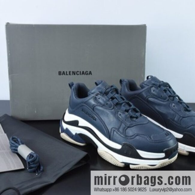Ad x Balenciaga Triple S joint model, Balenciaga Vintage dad shoes W2FAD4197