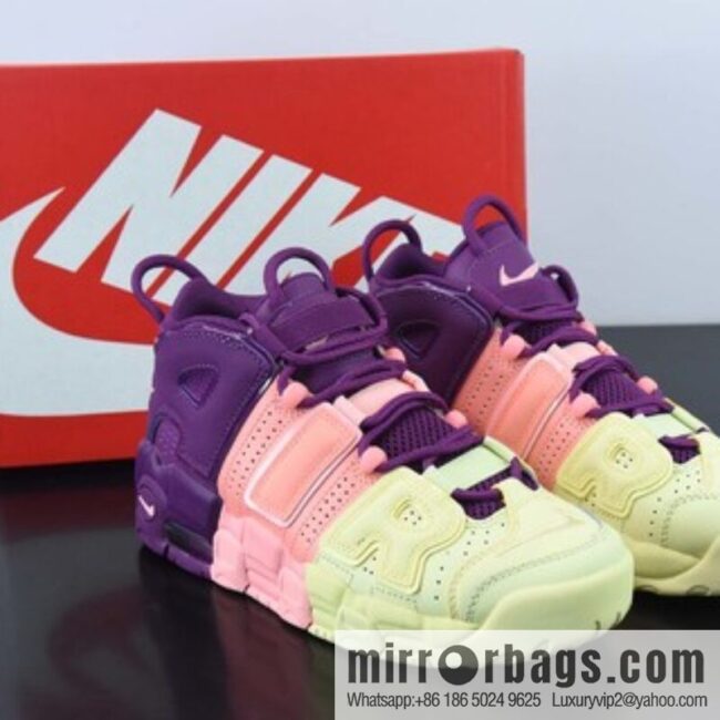 Nike Air More Uptempo (GS) Violet Unisex sneakers of the same style item number: AV8237-800