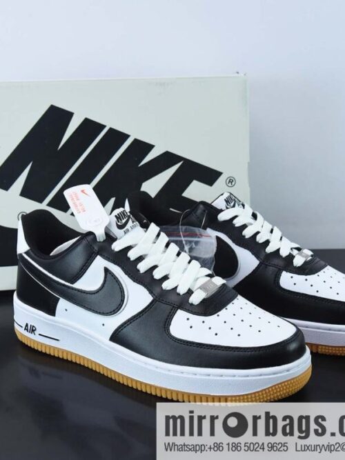 Nike Air Force 1 Low \'07 \"Black and White Raw Rubber\" Low Help Air Force One, Item Number: AW2296-002