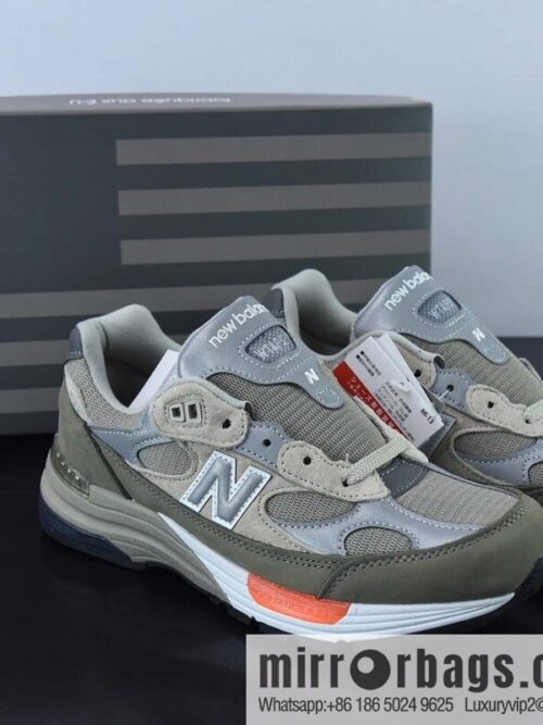 WTAPS x New Balance M992WT joint New Balance Vintage casual running shoes